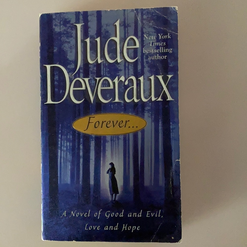 Forever By Jude Deveraux Paperback